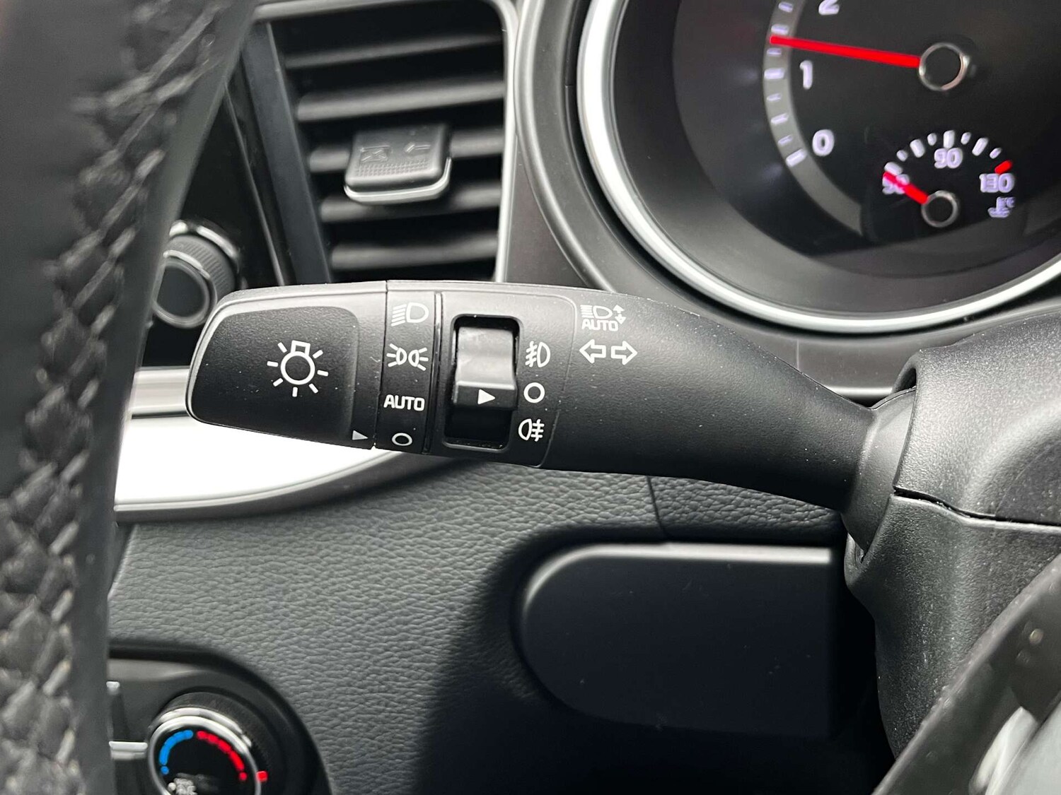 Used Kia XCeed 2019 for sale - 77502029: Photo 50