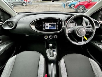 Used Toyota Aygo X 2022 for sale - 77289426: Photo