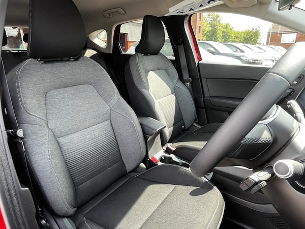 Used Renault Captur 2020 for sale - 75536748: Photo 61
