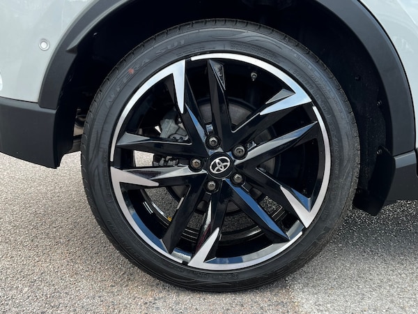 Used Toyota C-HR 2023 for sale - 75538637: Photo 15