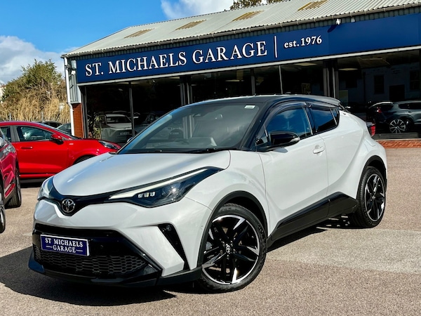 Used Toyota C-HR 2023 for sale - 75538637: Photo 1