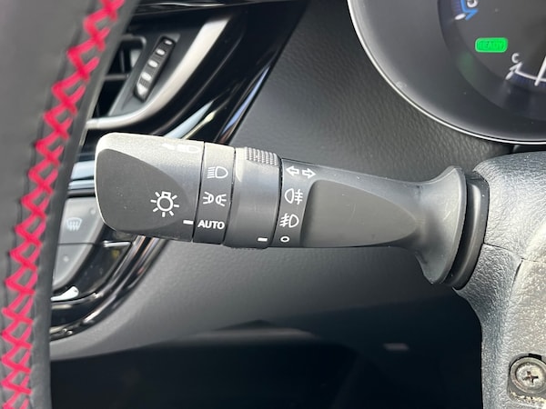 Used Toyota C-HR 2023 for sale - 75538637: Photo 52