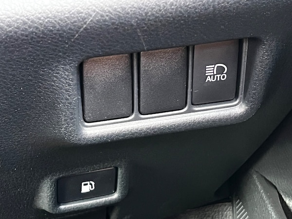 Used Toyota C-HR 2023 for sale - 75538637: Photo 55