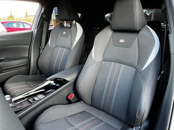 Used Toyota C-HR 2023 for sale - 75538637: Photo 59