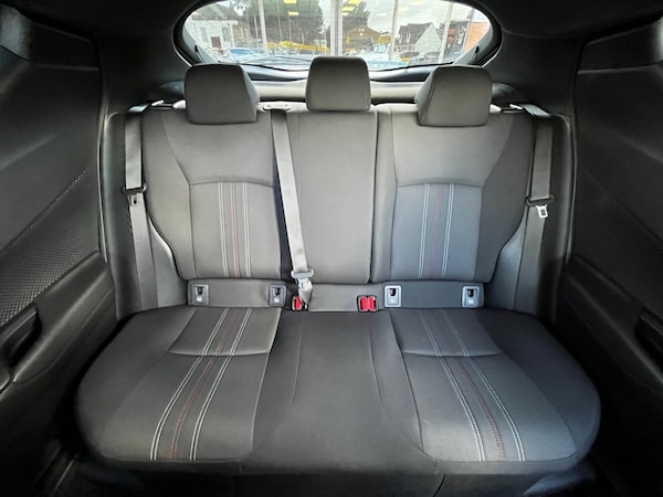 Used Toyota C-HR 2023 for sale - 75538637: Photo 60