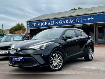 Used Toyota C-HR 2023 for sale - 79673484: Photo