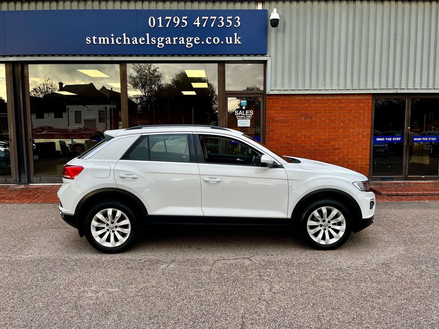Used Volkswagen T-Roc 2019 for sale - 76905370: Photo 10
