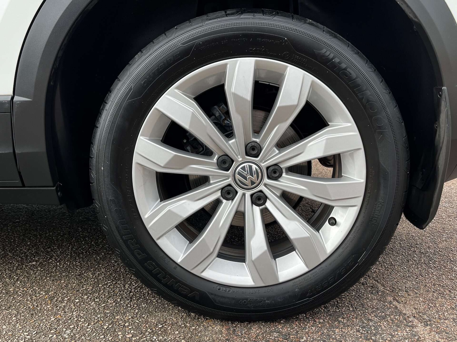 Used Volkswagen T-Roc 2019 for sale - 76905370: Photo 14