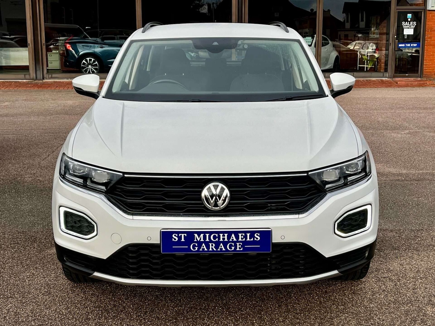 Used Volkswagen T-Roc 2019 for sale - 76905370: Photo 5