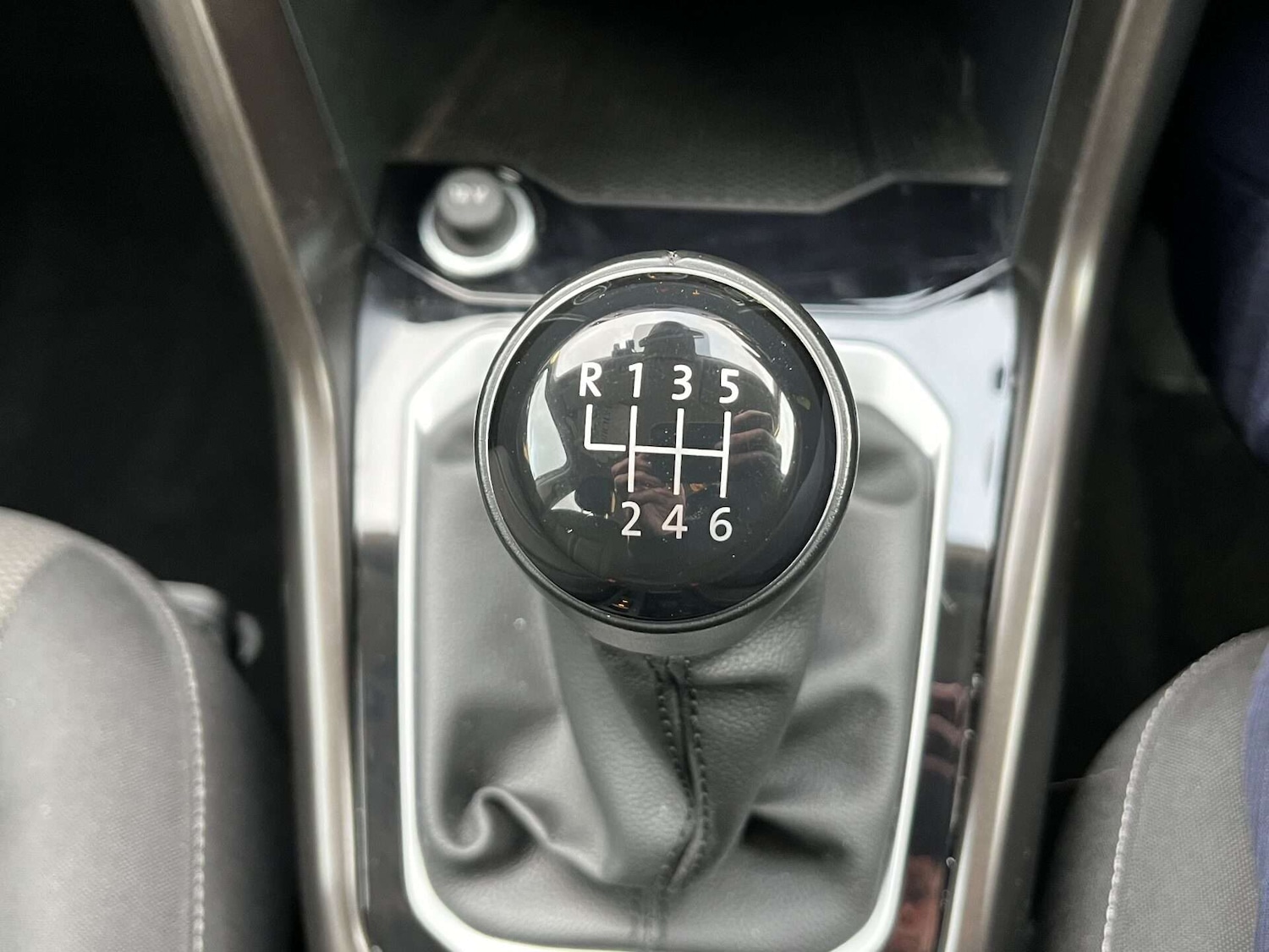 Used Volkswagen T-Roc 2019 for sale - 76905370: Photo 51