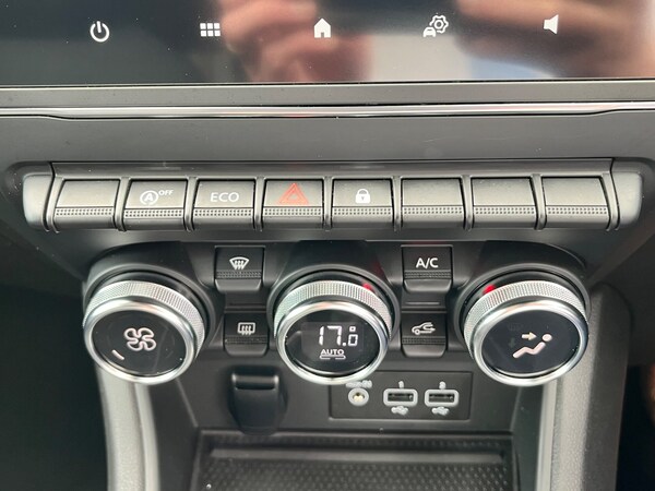 Used Renault Captur 2021 for sale - 75426480: Photo 48