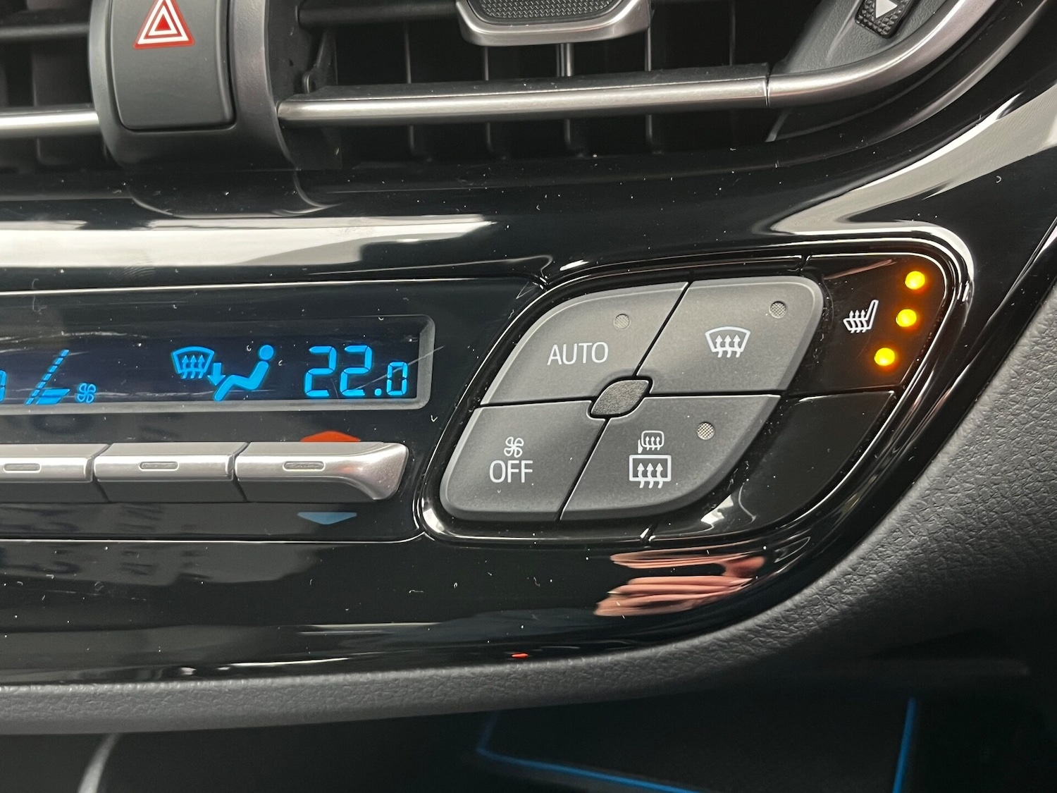 Used Toyota C-HR 2021 for sale - 76481219: Photo 47