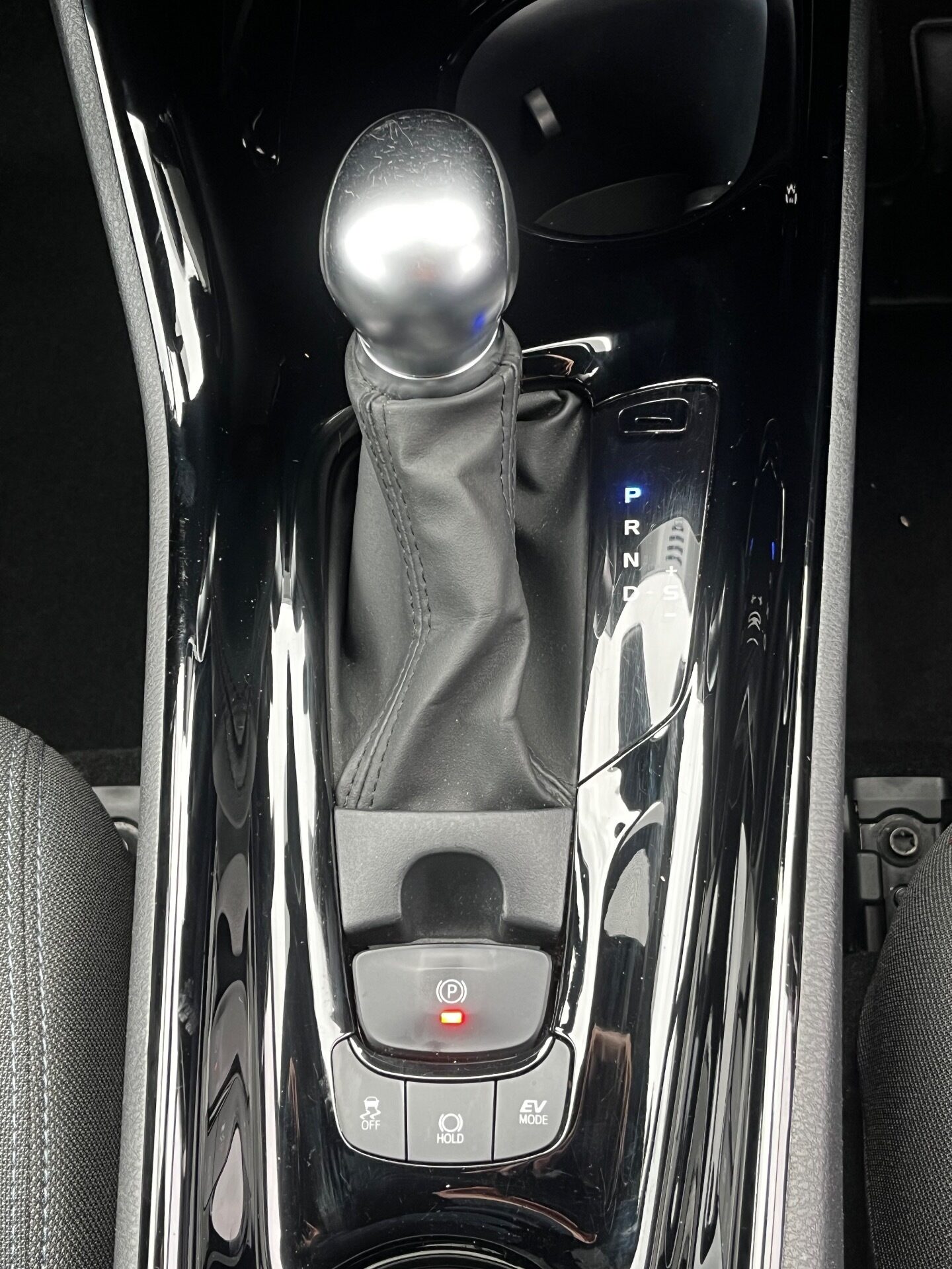 Used Toyota C-HR 2021 for sale - 76481219: Photo 49