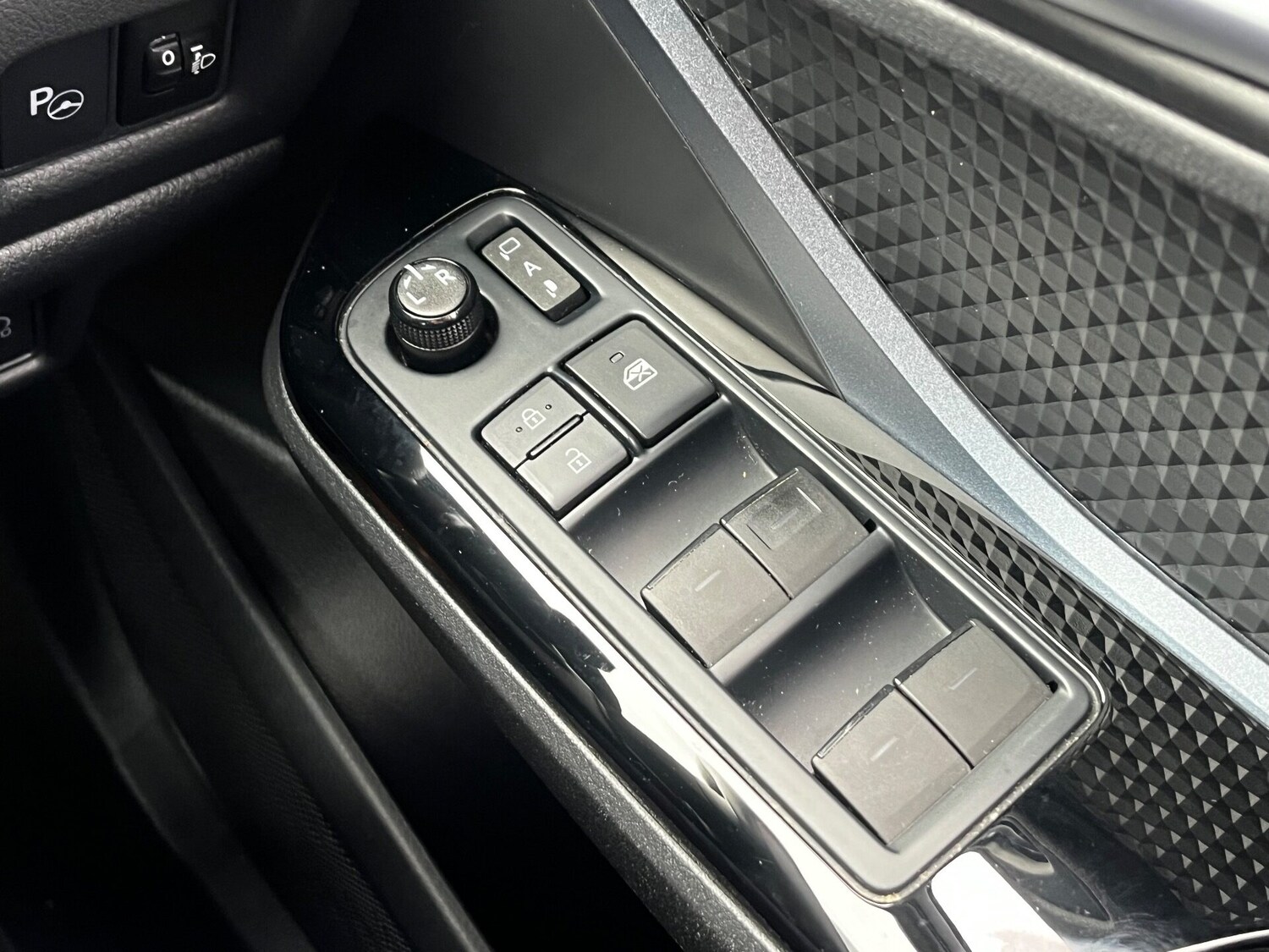 Used Toyota C-HR 2021 for sale - 76481219: Photo 58