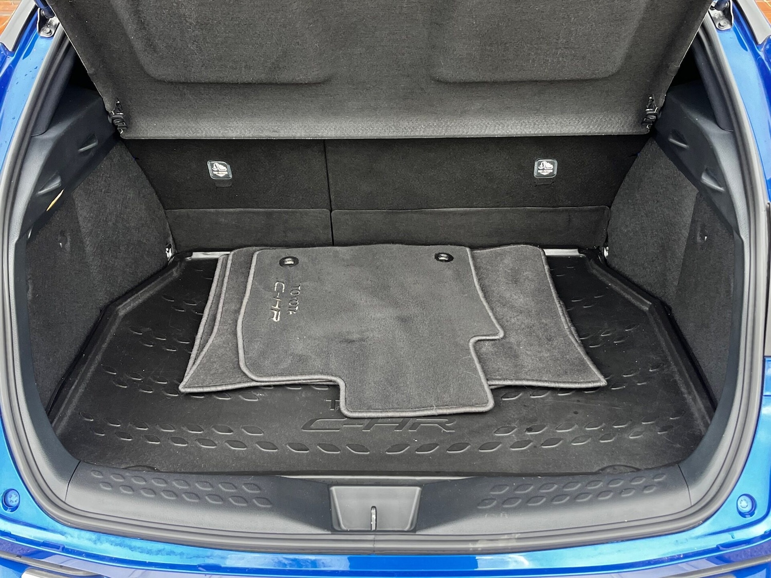 Used Toyota C-HR 2021 for sale - 76481219: Photo 64