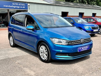 Used Volkswagen Touran 2020 for sale - 75426642: Photo