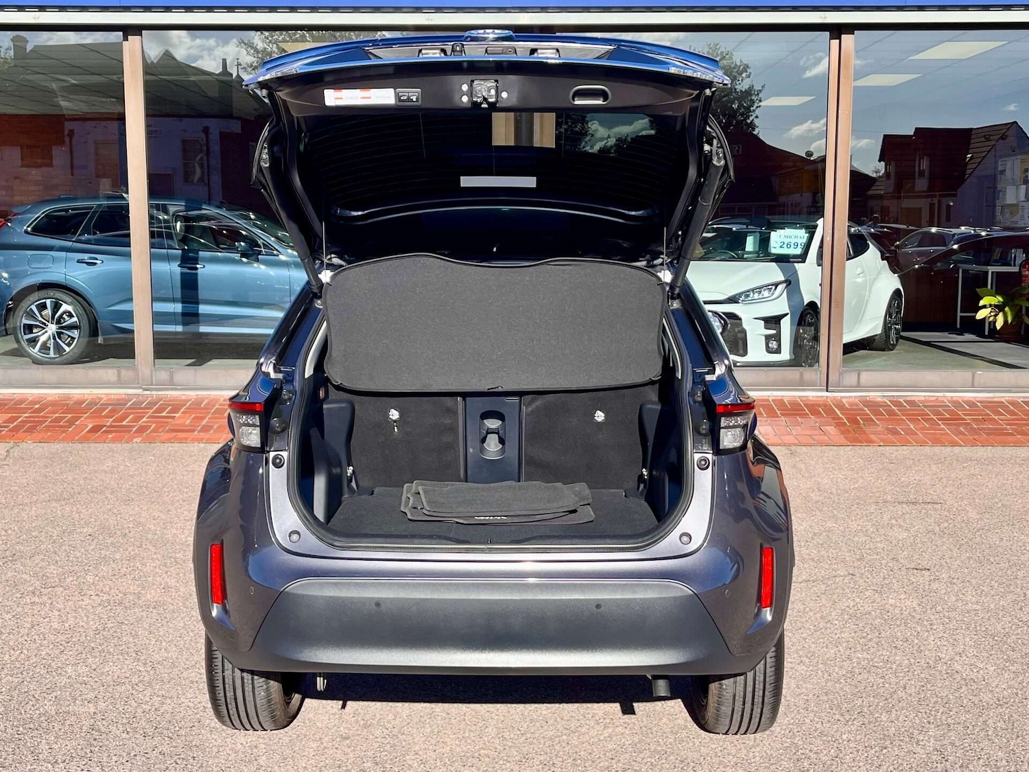 Used Toyota Yaris Cross 2022 for sale - 76905364: Photo 66