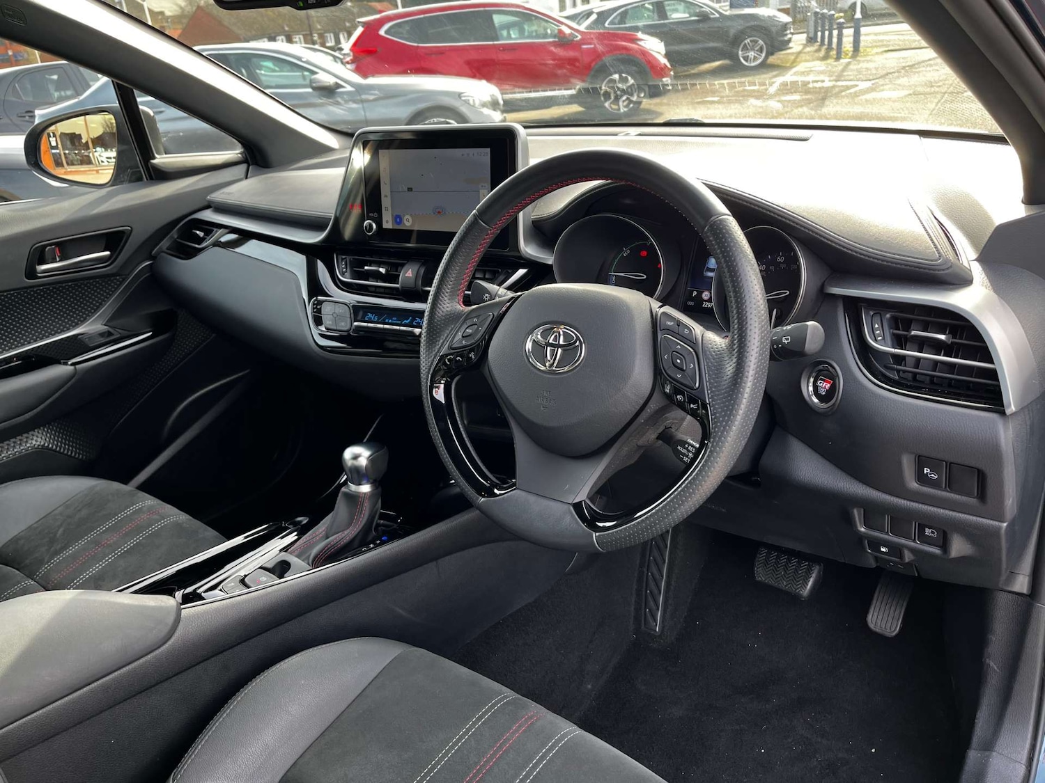 Used Toyota C-HR 2023 for sale - 77449552: Photo 18