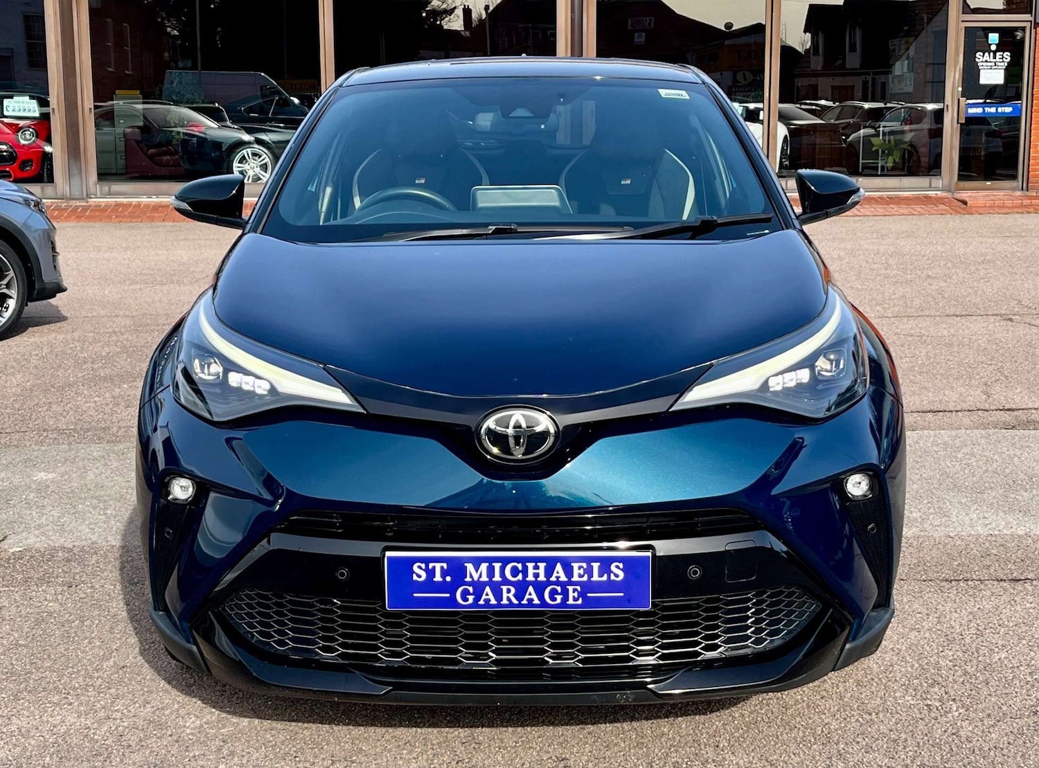 Used Toyota C-HR 2023 for sale - 77449552: Photo 5
