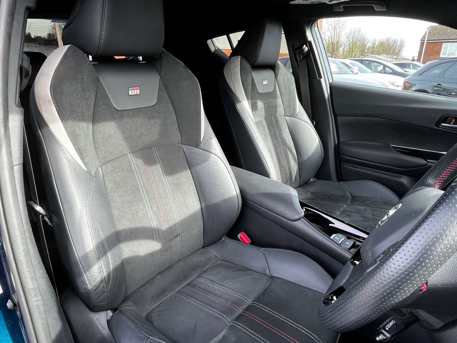 Used Toyota C-HR 2023 for sale - 77449552: Photo 71