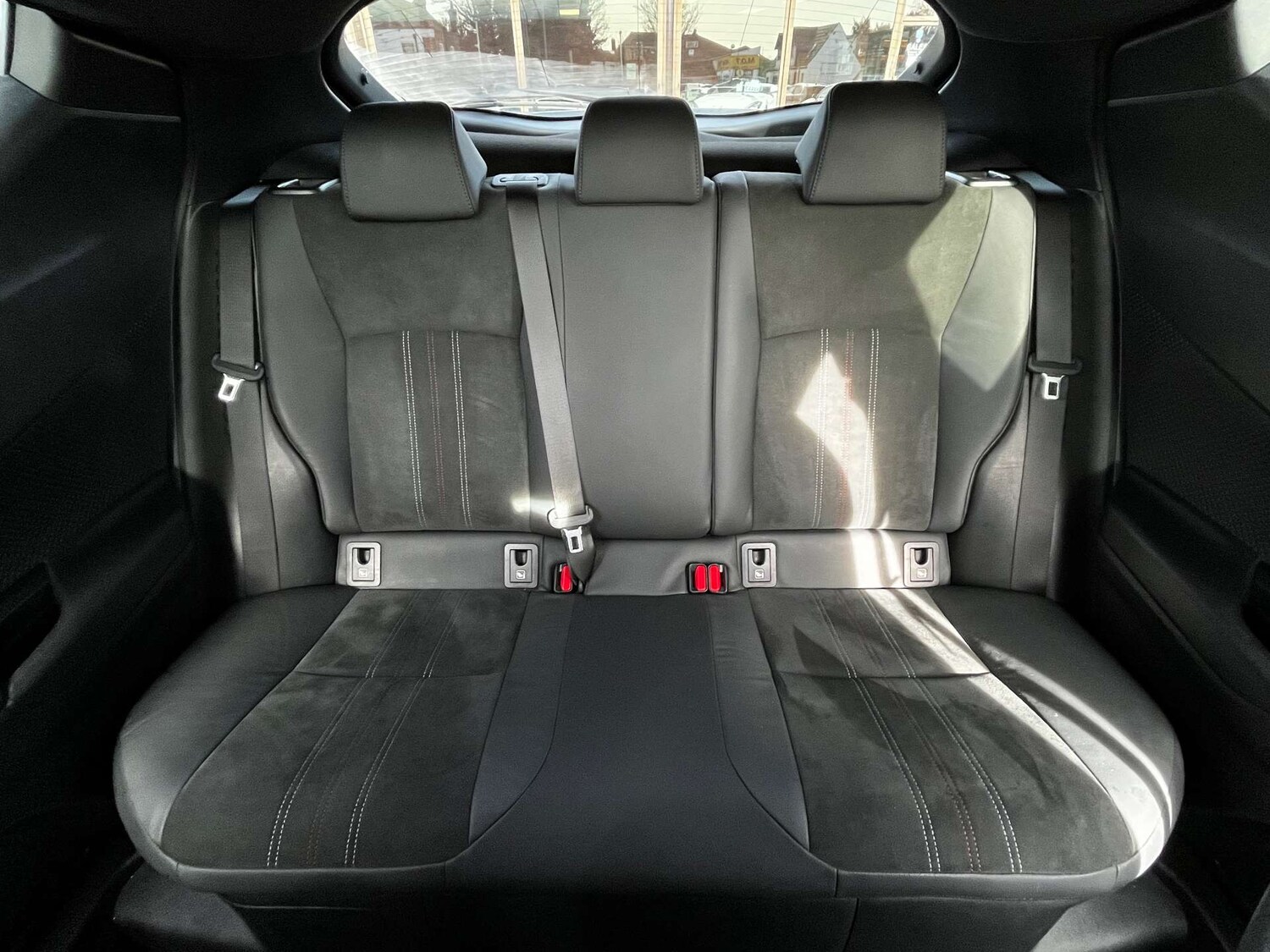 Used Toyota C-HR 2023 for sale - 77449552: Photo 74