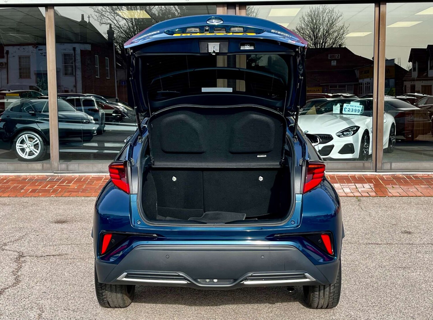 Used Toyota C-HR 2023 for sale - 77449552: Photo 75