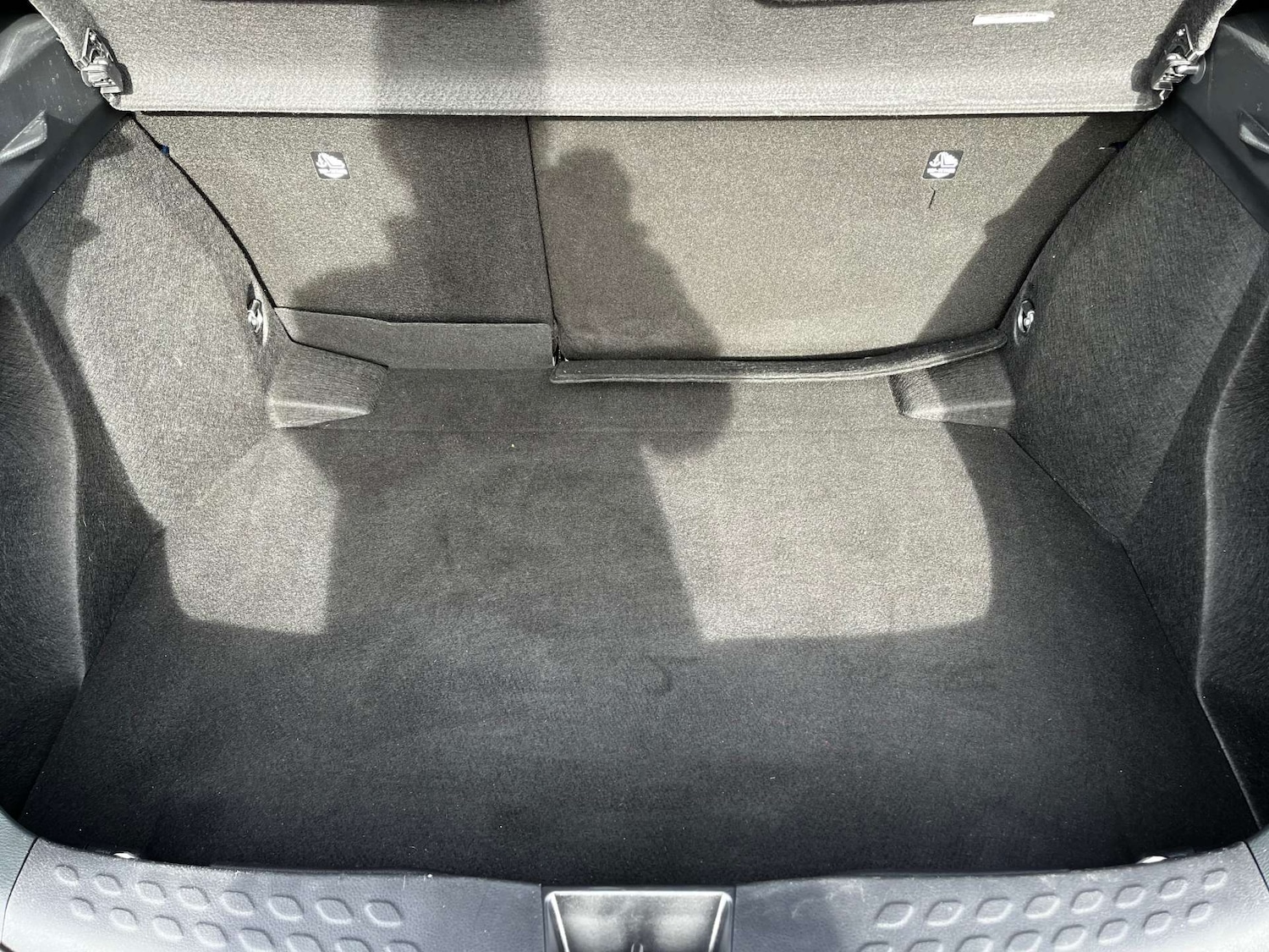 Used Toyota C-HR 2023 for sale - 77449552: Photo 78