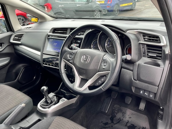 Used Honda Jazz 2019 for sale - 74824505: Photo 18