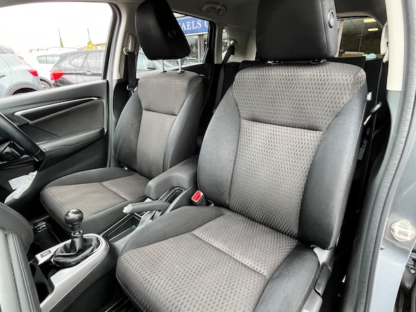 Used Honda Jazz 2019 for sale - 74824505: Photo 46