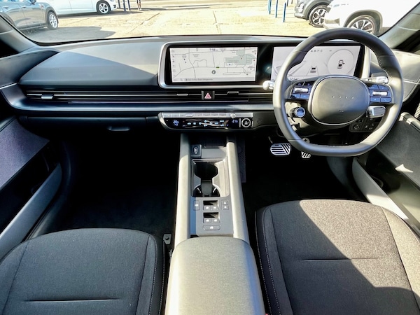 Used Hyundai IONIQ 6 2023 for sale - 75724781: Photo 2