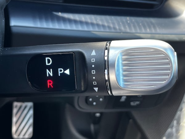 Used Hyundai IONIQ 6 2023 for sale - 75724781: Photo 63