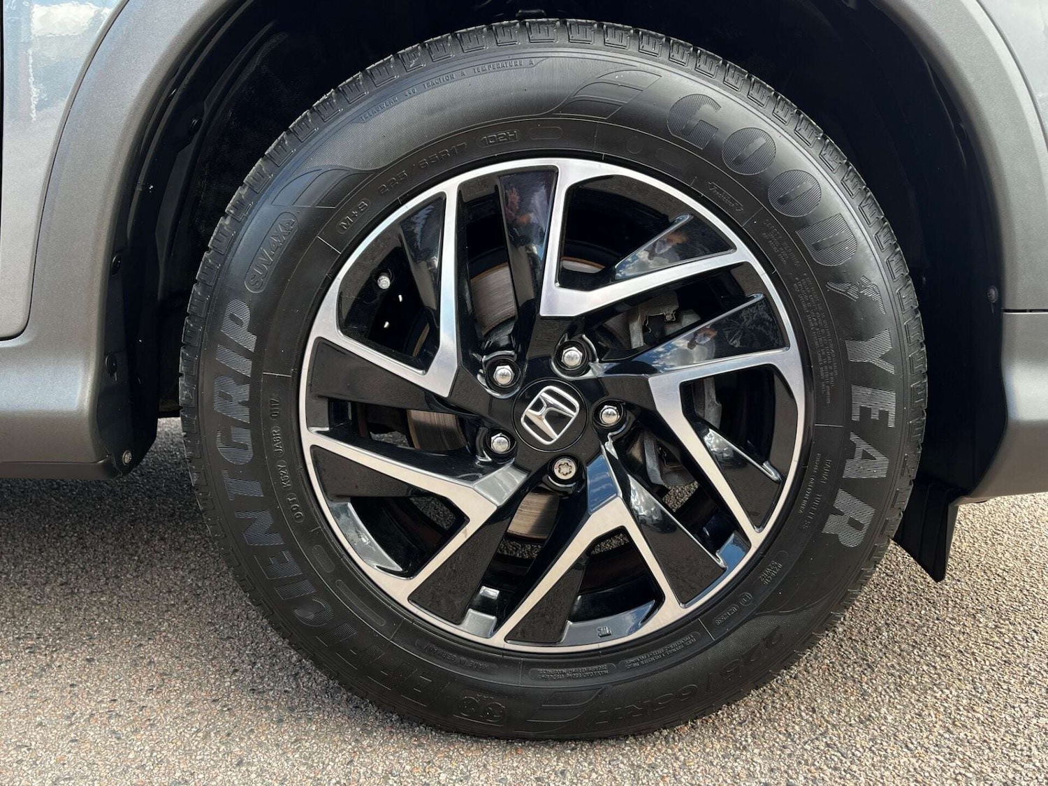 Used Honda CR-V 2017 for sale - 76905312: Photo 16