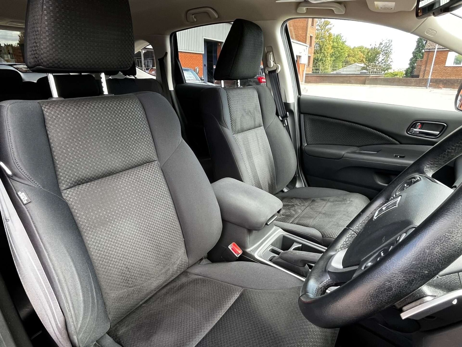 Used Honda CR-V 2017 for sale - 76905312: Photo 61