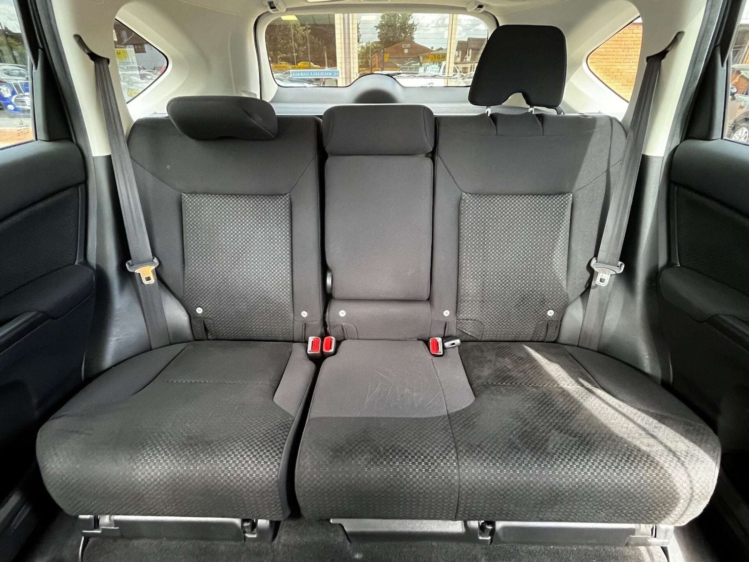 Used Honda CR-V 2017 for sale - 76905312: Photo 63