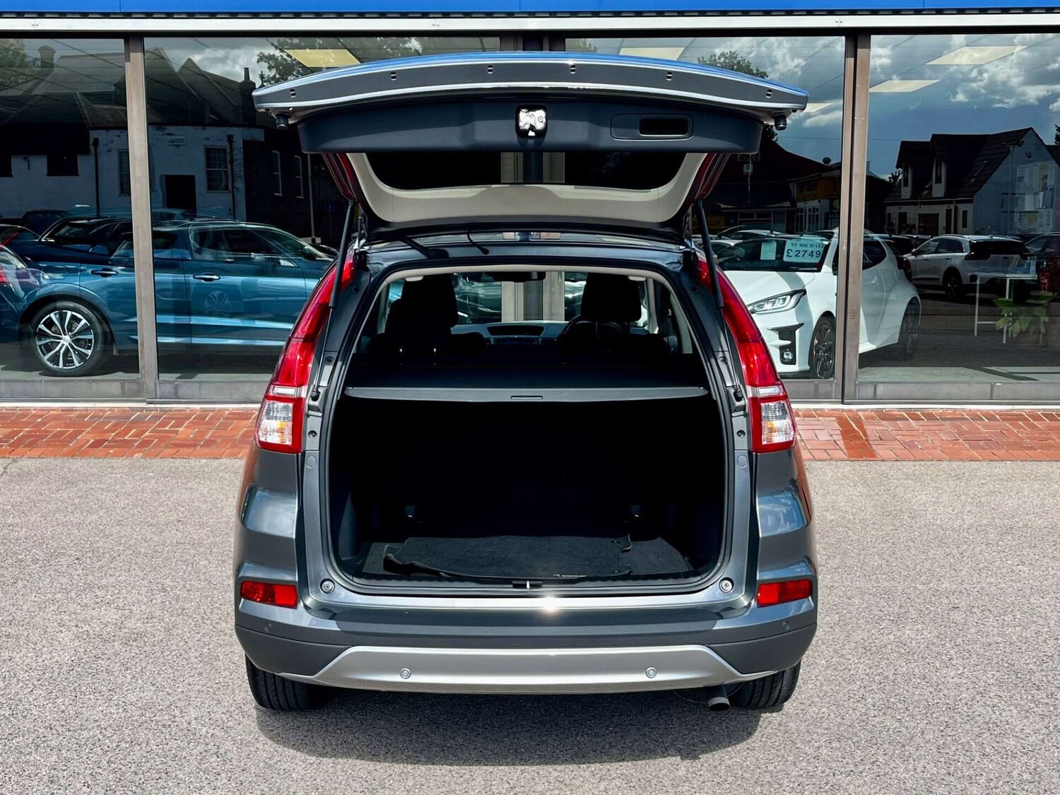 Used Honda CR-V 2017 for sale - 76905312: Photo 64