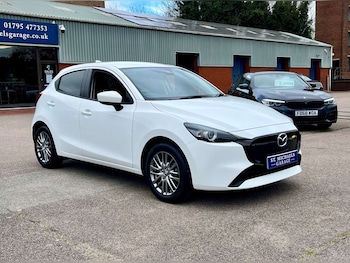 Used Mazda Mazda2 2023 for sale - 78041820: Photo