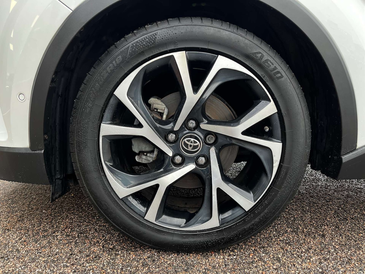 Used Toyota C-HR 2017 for sale - 77392219: Photo 12