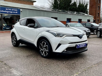 Used Toyota C-HR 2017 for sale - 77392219: Photo