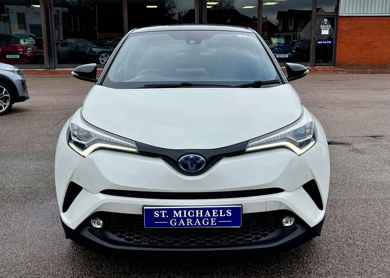 Used Toyota C-HR 2017 for sale - 77392219: Photo 5