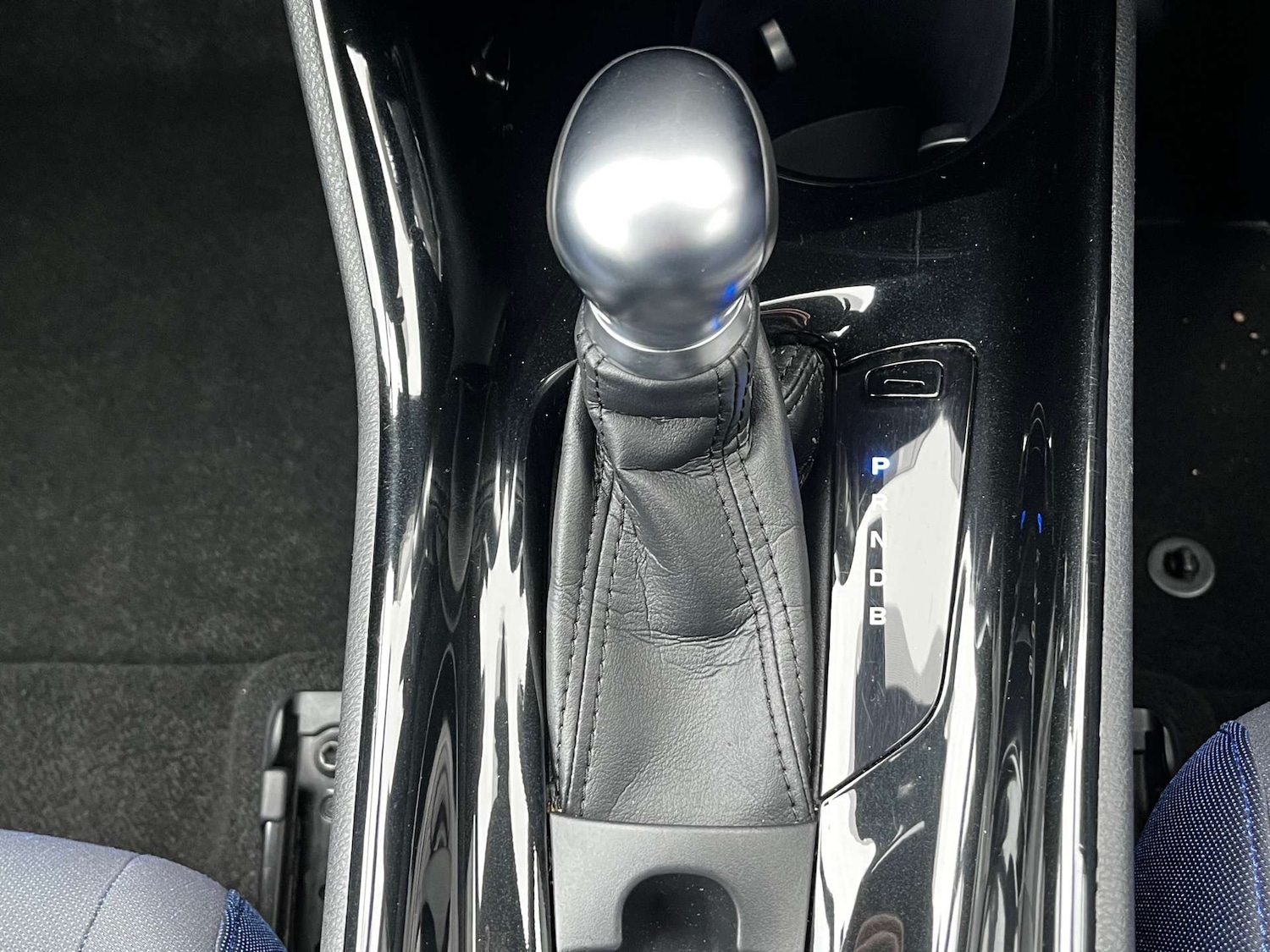 Used Toyota C-HR 2017 for sale - 77392219: Photo 54