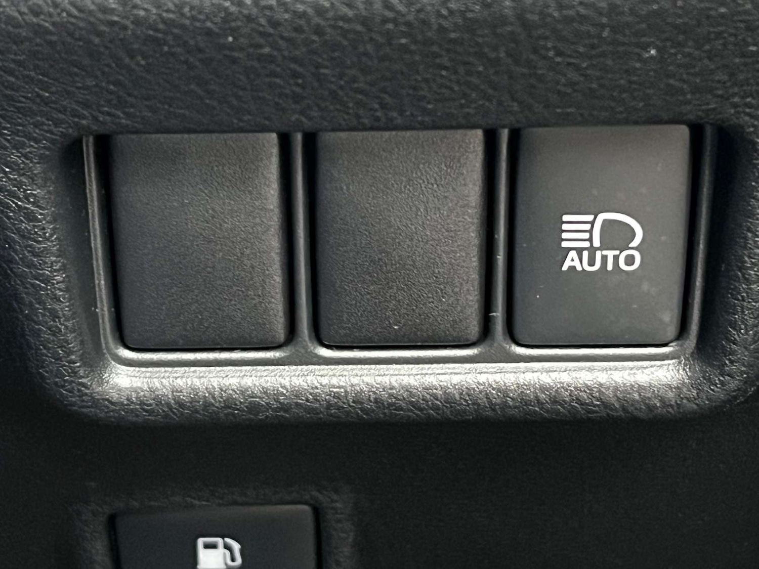 Used Toyota C-HR 2017 for sale - 77392219: Photo 62