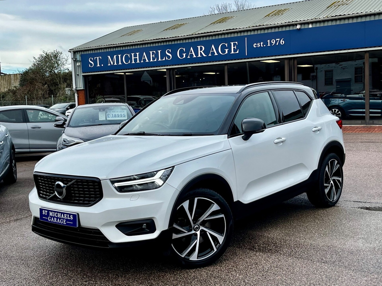 Used Volvo XC40 2020 for sale - 76653890: Photo 1