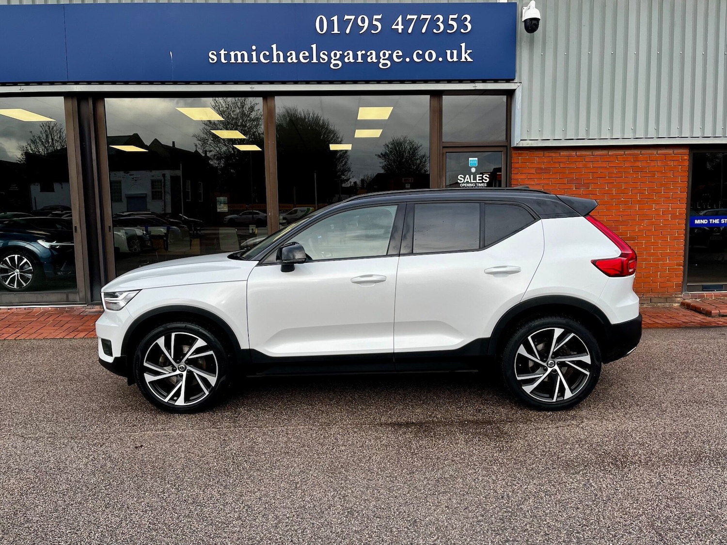 Used Volvo XC40 2020 for sale - 76653890: Photo 11