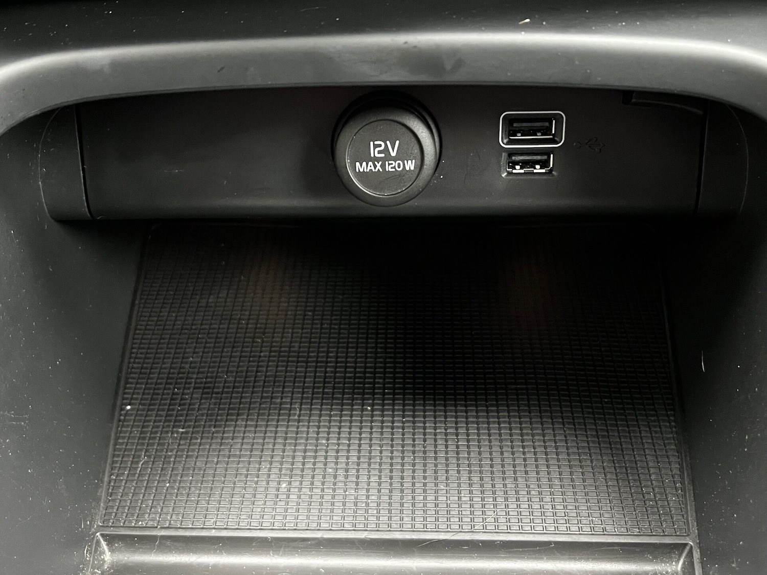 Used Volvo XC40 2020 for sale - 76653890: Photo 45