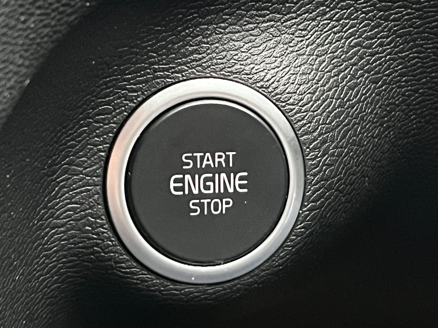 Used Volvo XC40 2020 for sale - 76653890: Photo 49