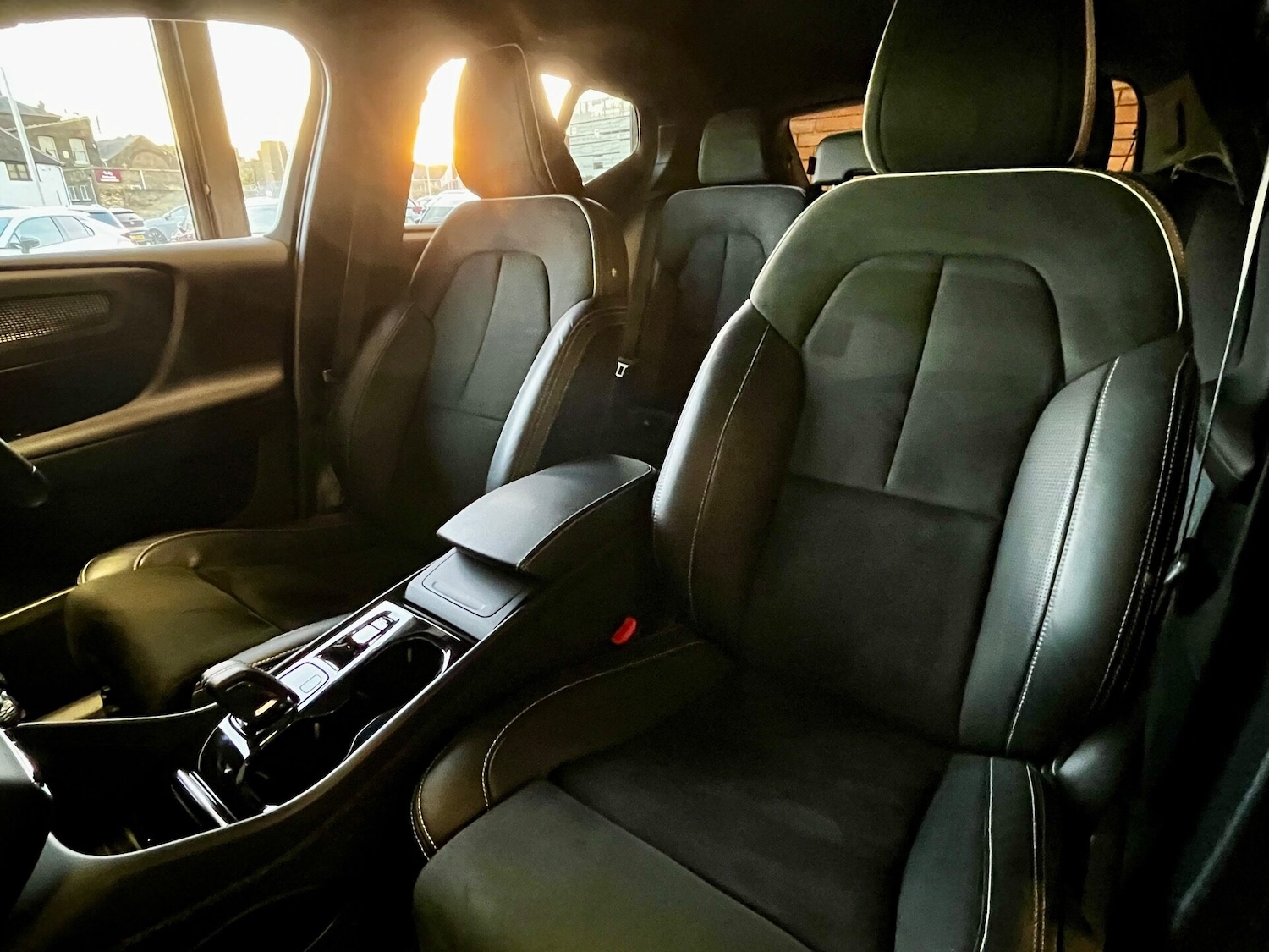 Used Volvo XC40 2020 for sale - 76653890: Photo 61