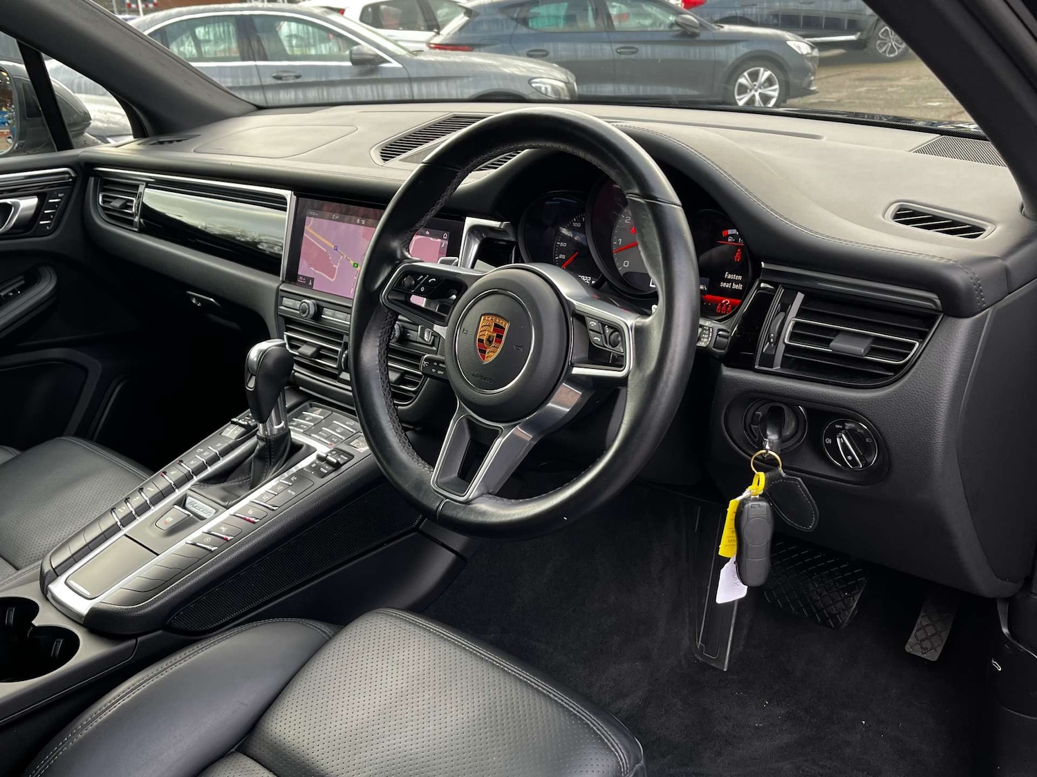 Used Porsche Macan 2019 for sale - 77159475: Photo 18