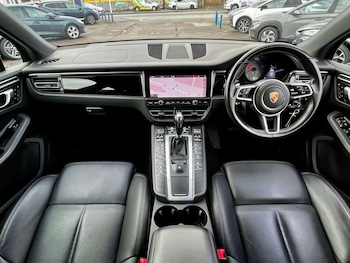 Used Porsche Macan 2019 for sale - 77159475: Photo
