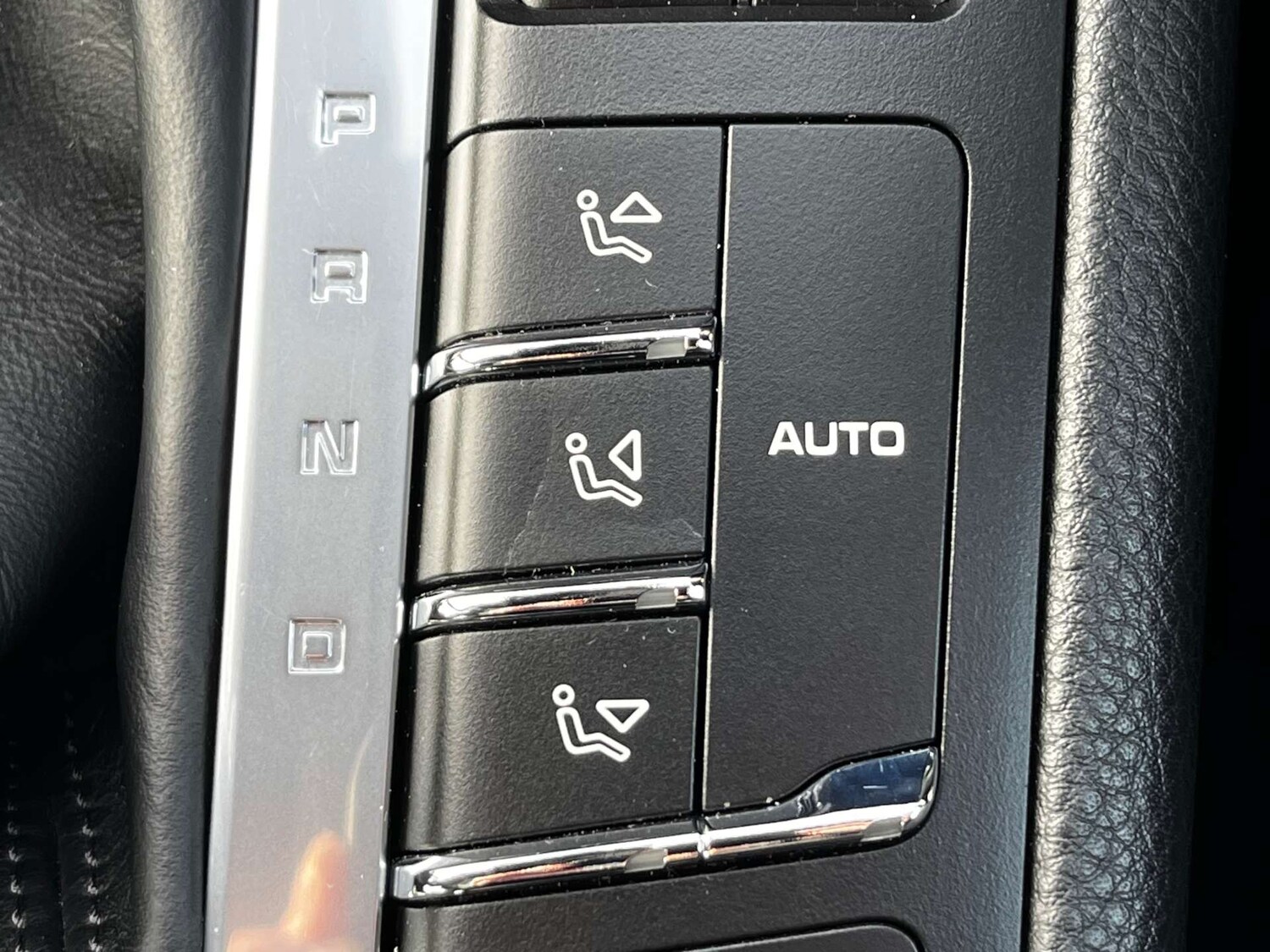 Used Porsche Macan 2019 for sale - 77159475: Photo 54