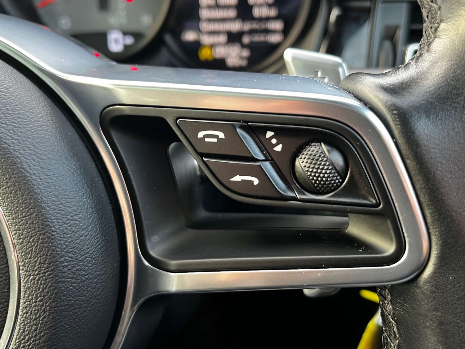 Used Porsche Macan 2019 for sale - 77159475: Photo 60